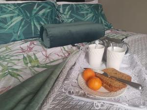 Postel nebo postele na pokoji v ubytování Glamorous Glamping
