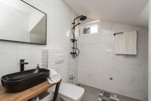 Kúpeľňa v ubytovaní Luxury Villa Solis