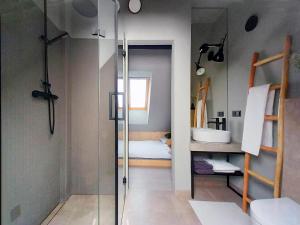 Łóżko lub łóżka w pokoju w obiekcie Apartamenty Łasica Jaworki