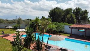 Πισίνα στο ή κοντά στο Villa Clori