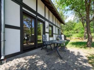 Κήπος έξω από το Holiday Home De Bosrand by Interhome
