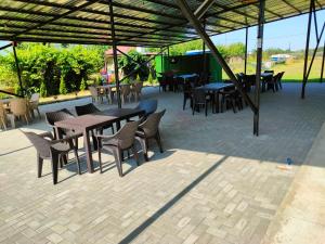 En restaurant eller et andet spisested på Vila Karen