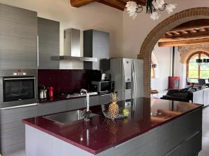 Cucina o angolo cottura di Villa Bella Costa