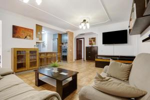 TV a/nebo společenská místnost v ubytování Casa Carlos