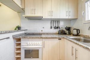 Imagine din galeria proprietății Port Petit 10 Empuriabrava Amarre 3x8 -Immo Barneda în Empuriabrava
