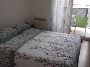 Posteľ alebo postele v izbe v ubytovaní Green Apartman