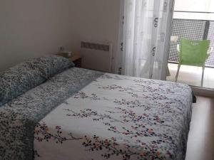 Postel nebo postele na pokoji v ubytování Green Apartman