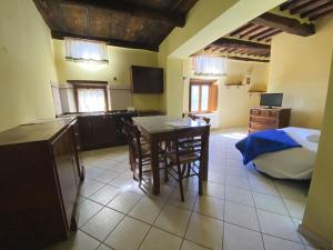 Kuchyň nebo kuchyňský kout v ubytování Borgo Giusto Tuscany