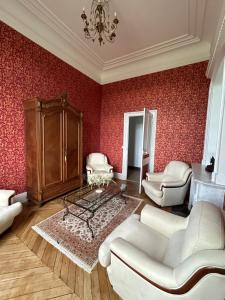 Posteľ alebo postele v izbe v ubytovaní Gîte de la comtesse château de la Bouchatte