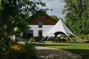 Zahrada ubytování Aspen Prime Ski & Bike Resort - basen, sauna, jacuzzi, siłownia w cenie pobytu