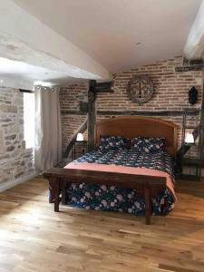Postel nebo postele na pokoji v ubytování La maison de Lea, chambres d'hôtes de 14 couchages