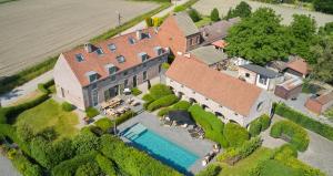 Bazén v ubytování B&B Vossebergen Hombeek nebo v jeho okolí