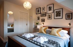 Cama o camas de una habitación en Hillside Lodge B&B