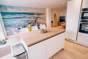 Fotografie z fotogalerie ubytování 3 Bedroom holiday home next to beach in Newquay v destinaci Newquay