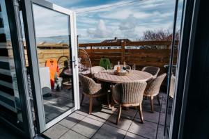 Fotografie z fotogalerie ubytování 3 Bedroom holiday home next to beach in Newquay v destinaci Newquay