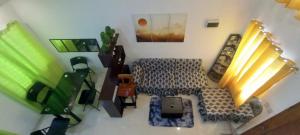 Χώρος καθιστικού στο Misty Hills Guesthouse Amadeo - Tagaytay