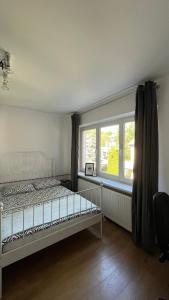 Ліжко або ліжка в номері Comfy, nice and small room in Krakow