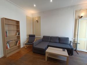 Posedenie v ubytovaní Appartements et studio rénovés en 2022, Intra Muros Avignon