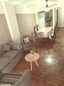 Posezení v ubytování Depto Plaza España