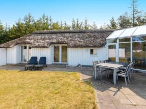 Zahrada ubytování Holiday home Fjerritslev XXXIV