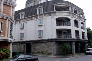Το κτήριο όπου στεγάζεται  το πανδοχείο