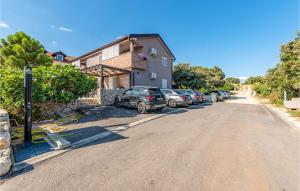Φωτογραφία από το άλμπουμ του Lovely Apartment In Mandre With Wifi σε Mandre