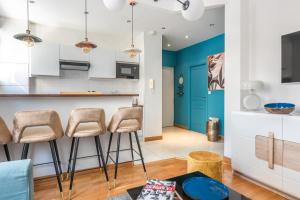 Kuchyň nebo kuchyňský kout v ubytování Modern & Cosy flat - 4 guests - Eiffel Tower + 11 fotografií