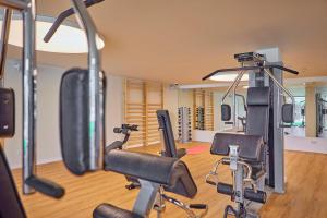 Fitness centrum a/nebo fitness zařízení v ubytování Universal Hotel Lido Park & Spa