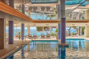 Bazén v ubytování Universal Hotel Lido Park & Spa nebo v jeho okolí