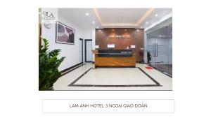 a lobby with a reception desk in a building at Khách sạn Lam Anh Ngoại Giao Đoàn Hà Nội in Hanoi