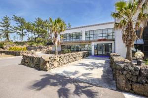 Budova, kde se rezort nachází