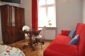 Część wypoczynkowa w obiekcie Krakowsky Apartment
