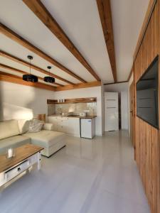 Kuchyň nebo kuchyňský kout v ubytování Apartamenty ORION Trzęsacz