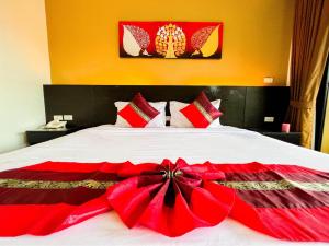 Postel nebo postele na pokoji v ubytování Naiyang Beach Hotel SHA Plus