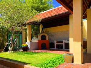 Κήπος έξω από το 4 Bed Villa Private Pool and BBQ Jomtien Beach