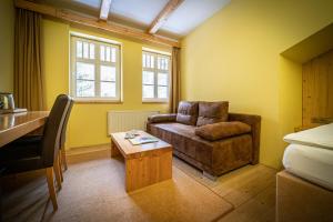 Posezení v ubytování Hotel Sepetná