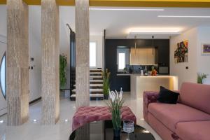 Η κουζίνα ή μικρή κουζίνα στο Luxury Villa Hedonica