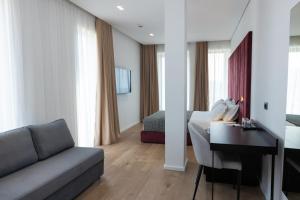 Posezení v ubytování Lans Hotel