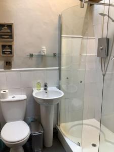 Ένα μπάνιο στο Apple Tree Corner