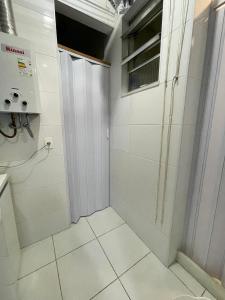 Ванная комната в Quartinho economia Copacabana- Posto 5