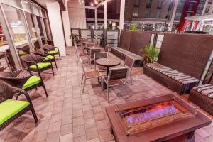 Posezení v ubytování Home2 Suites By Hilton Toronto/Brampton, On