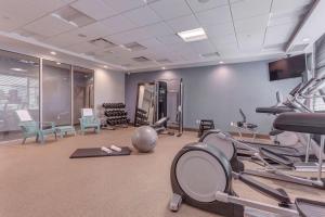 Fitness centrum a/nebo fitness zařízení v ubytování Home2 Suites By Hilton Toronto/Brampton, On