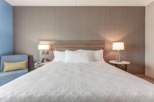 Postel nebo postele na pokoji v ubytování Home2 Suites By Hilton Toronto/Brampton, On