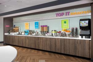 Tru By Hilton Rapid City Rushmore, Sd的咖啡和沏茶工具
