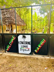 Certifikát, hodnocení, plakát nebo jiný dokument vystavený v ubytování Kingstone lodge zanzibar