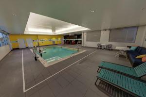 Piscina di Tru By Hilton Georgetown o nelle vicinanze