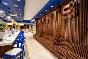 Restaurace v ubytování DoubleTree by Hilton Oceanfront Virginia Beach
