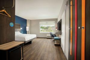 Tru By Hilton Longview客房内的一张或多张床位