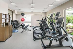 Fitness centrum a/nebo fitness zařízení v ubytování Hampton Inn Key West FL