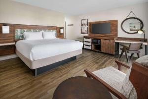 Postel nebo postele na pokoji v ubytování Hampton Inn Key West FL